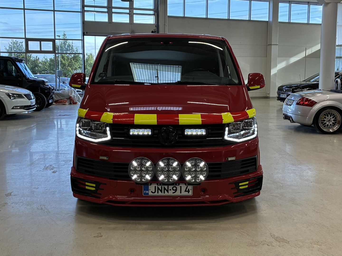 Volkswagen - TRANSPORTER - umpipakettiauto 2,0 TDI 110 kW DSG - Pakettiauto