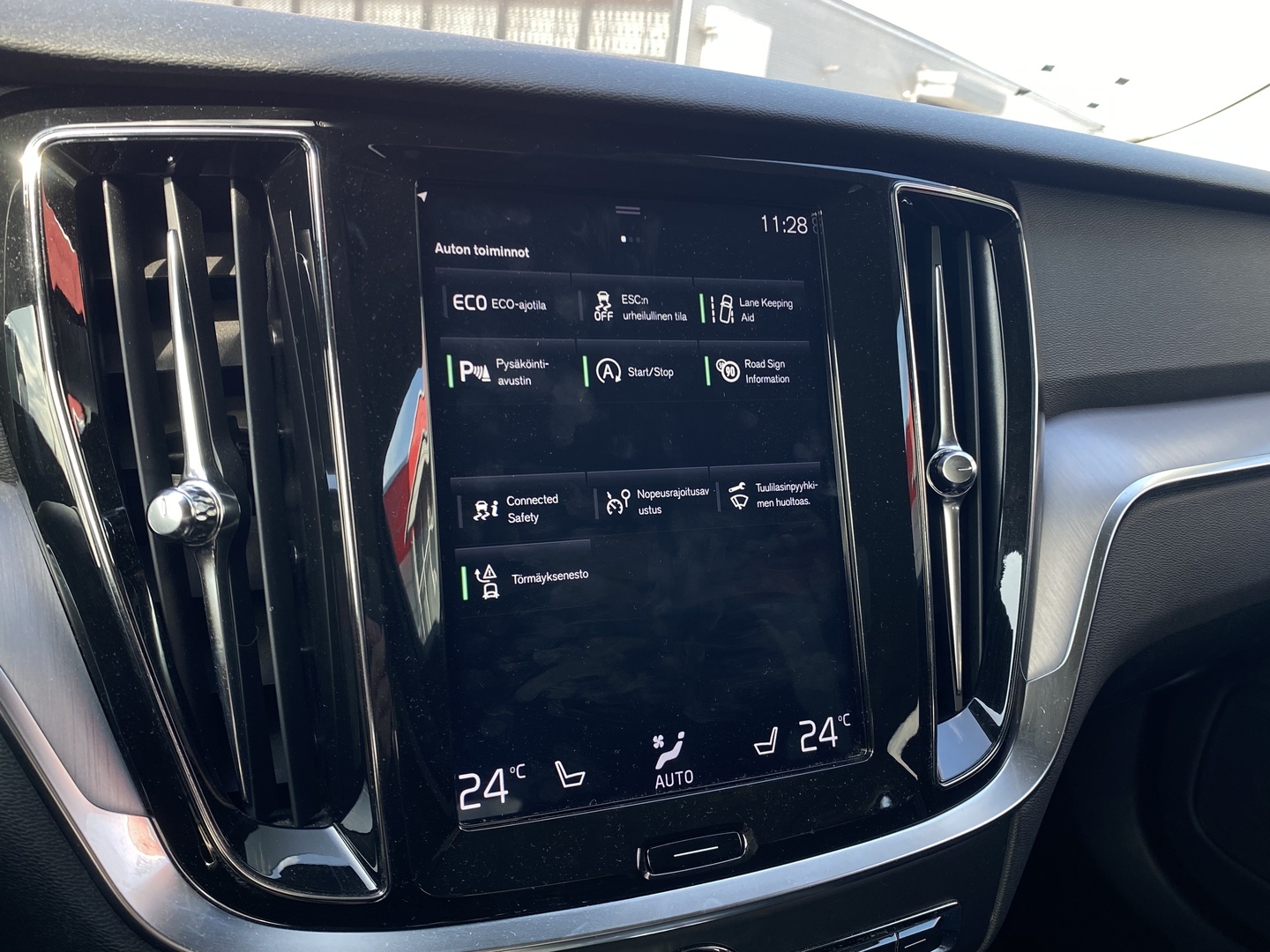 Volvo - V60 - D3 Momentum aut - Farmari