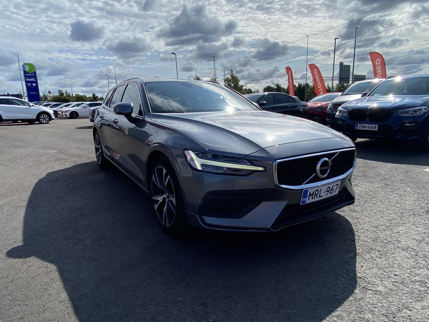 Volvo - V60 - D3 Momentum aut - Farmari