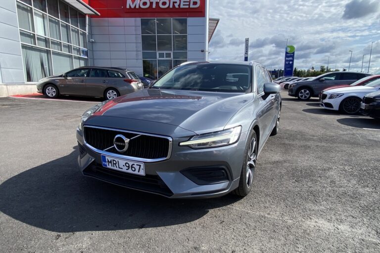 Volvo - V60 - D3 Momentum aut - Farmari