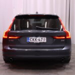 Volvo - V90 - D4 Momentum // Suomi-auto / Webasto / Jakohihna vaihdettu / Vetokoukku / ACC / Lämmitettävä tuulilasi / Muistipenkki - Farmari