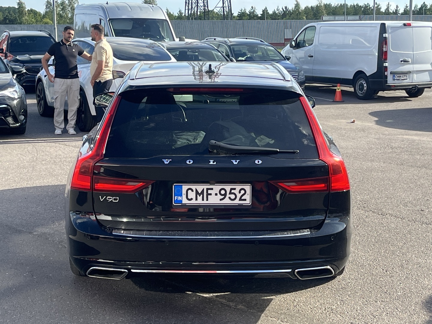 Volvo - V90 - Farmari (AC) 4ov 1969cm3 A AWD - Farmari