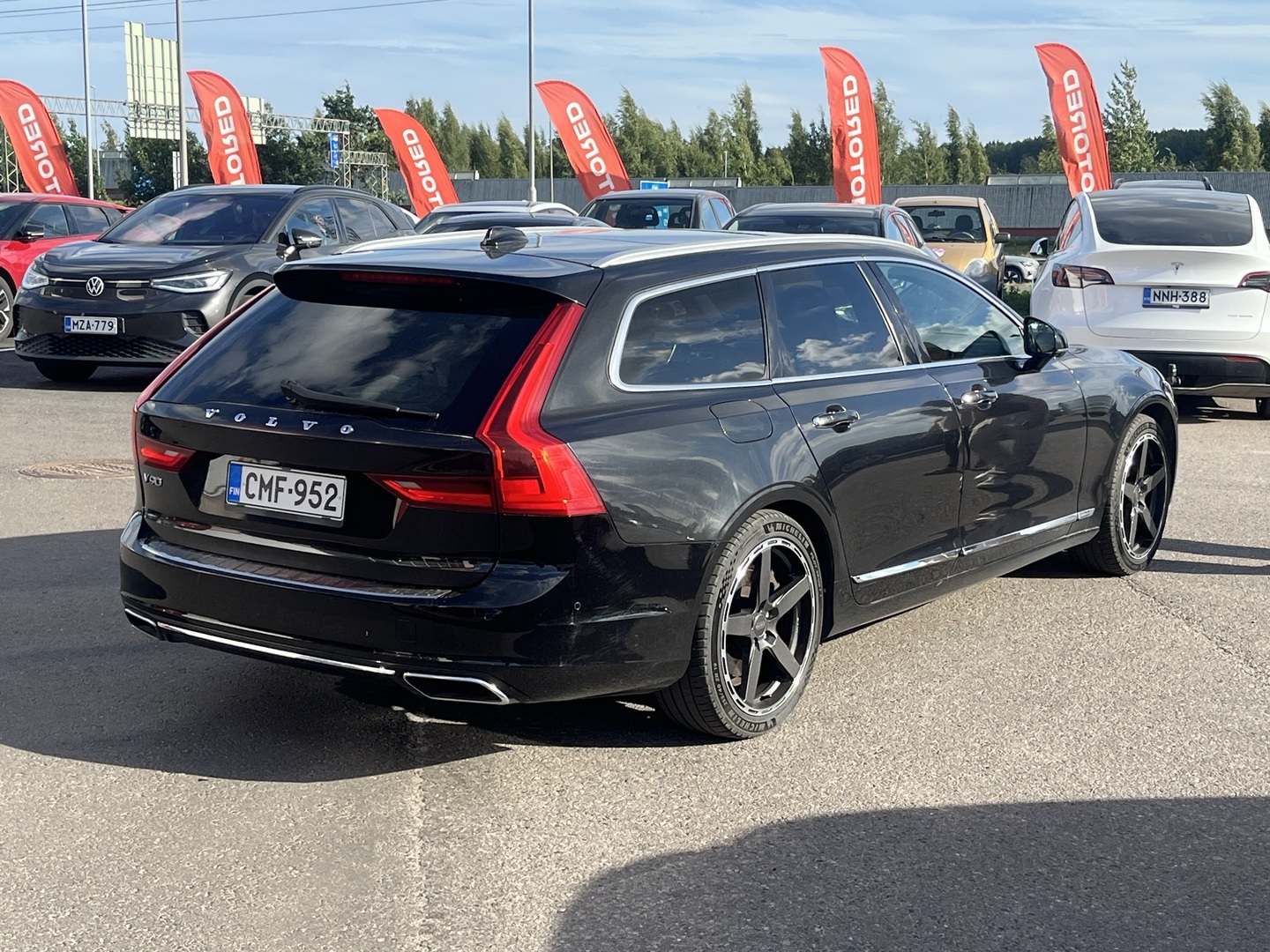 Volvo - V90 - Farmari (AC) 4ov 1969cm3 A AWD - Farmari