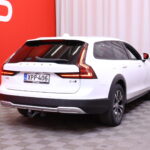Volvo - V90 Cross Country - B4 AWD D-MHEV Business aut/ Juuri huollettu Suomi-auto! / Webasto / ACC / H&K / Koukku / - Farmari