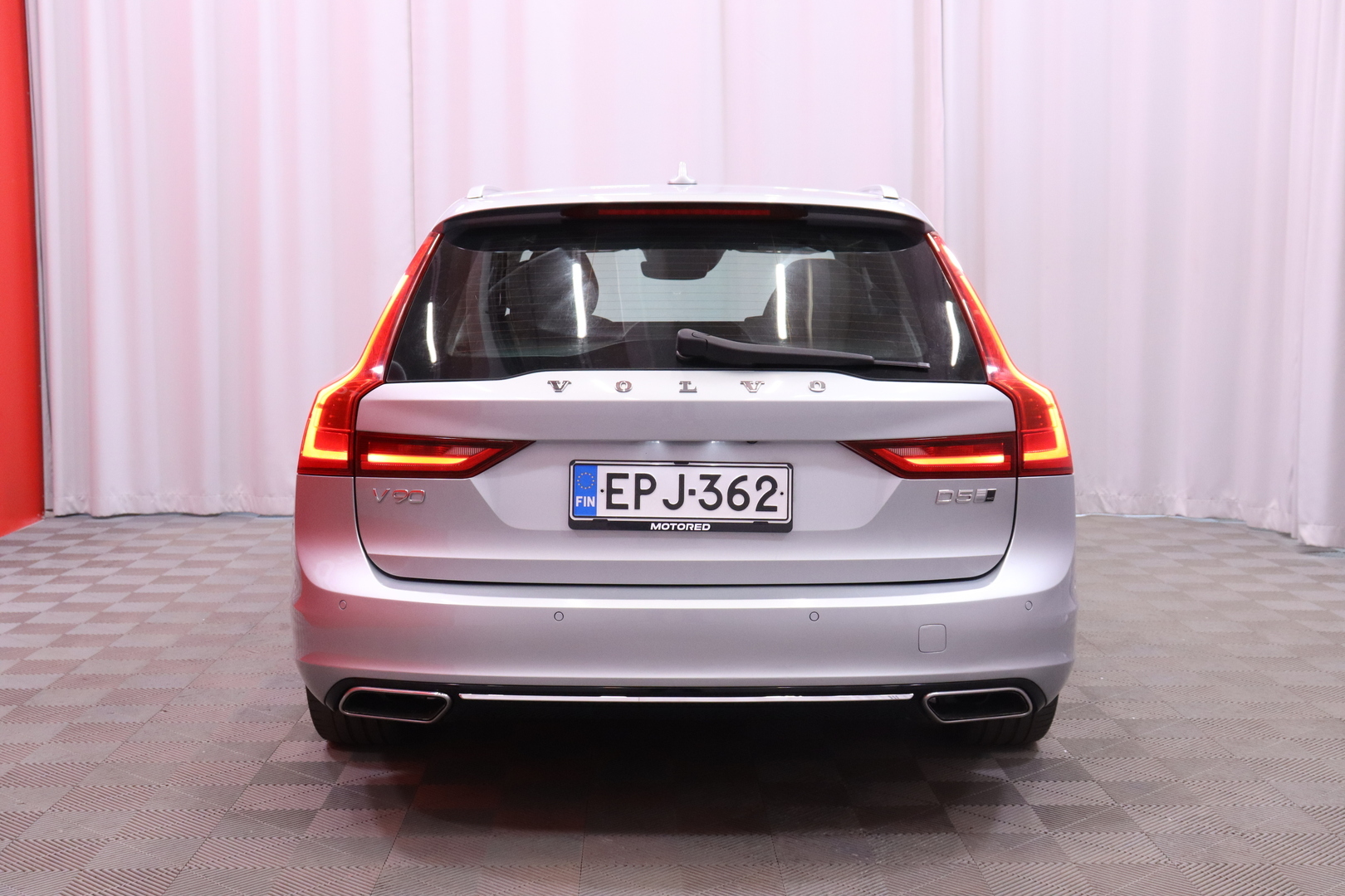 Volvo V90 D5 AWD Inscription aut 2016, kuva 4/41
