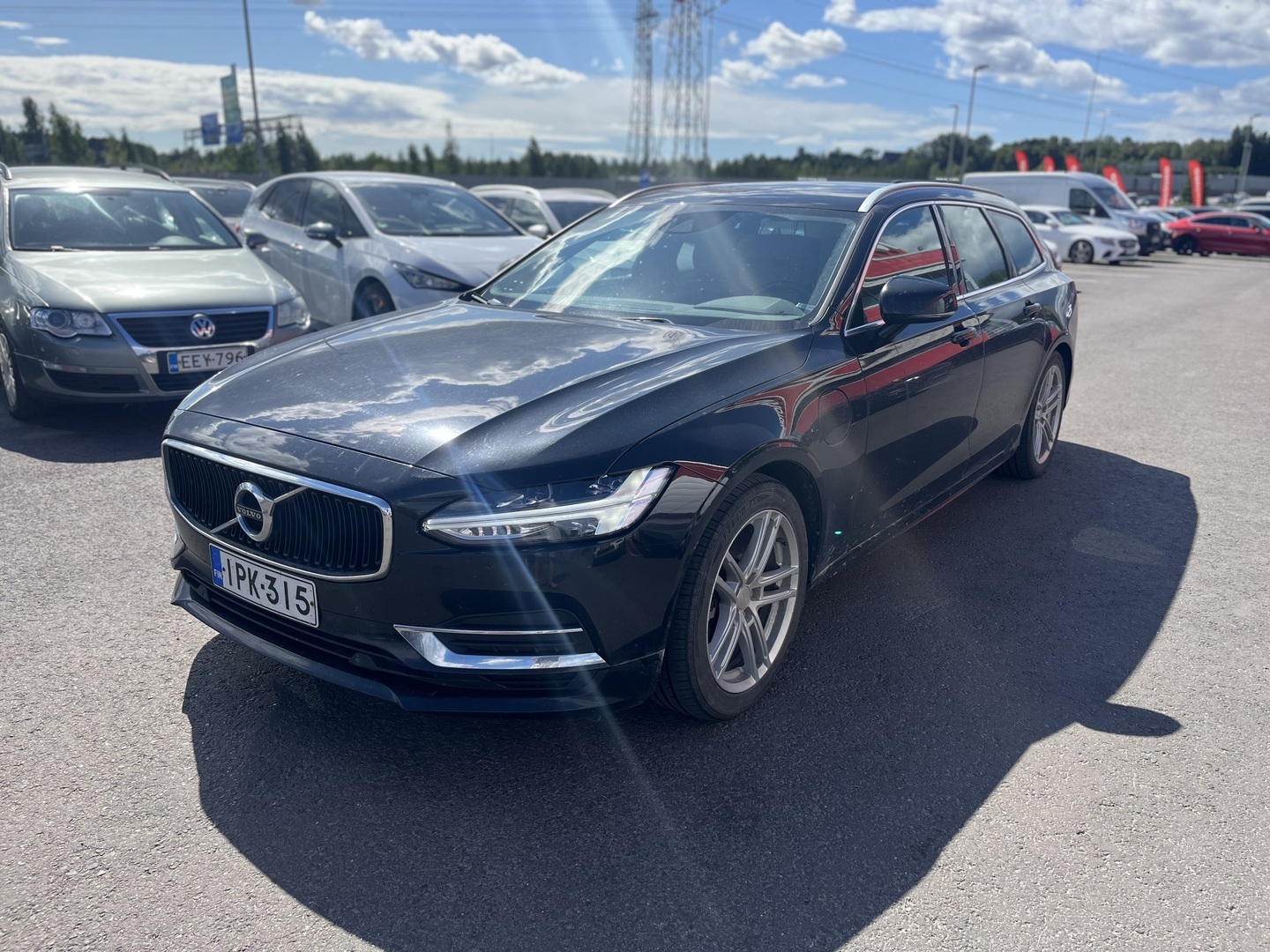 Volvo - V90 - V90 T8 Twin Engine Farmari (AC) 5ov 1969cm3 A - Farmari