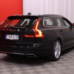 Volvo - V90 - T8 AWD Momentum aut - Farmari