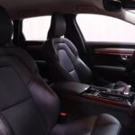 Volvo - V90 - T8 AWD Momentum aut - Farmari
