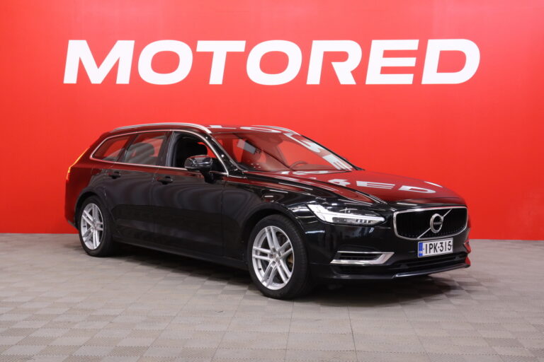 Volvo - V90 - T8 AWD Momentum aut - Farmari