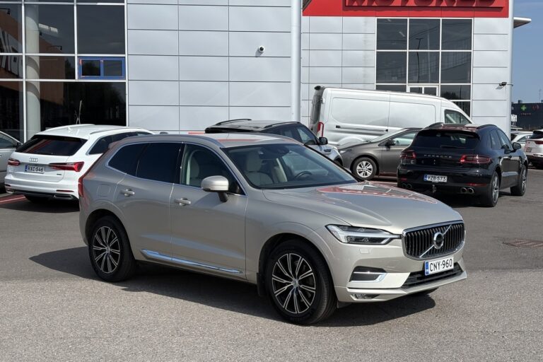 Volvo - XC60 - B4 AWD MHEV Business Inscription aut // Suomi-auto / Webasto / Kamera / Koukku / ACC / Merkkihuollot & Jakopää tehty // - Maastoauto