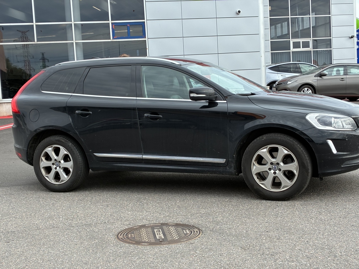 Volvo - XC60 - D4 AWD Summum aut - Maastoauto