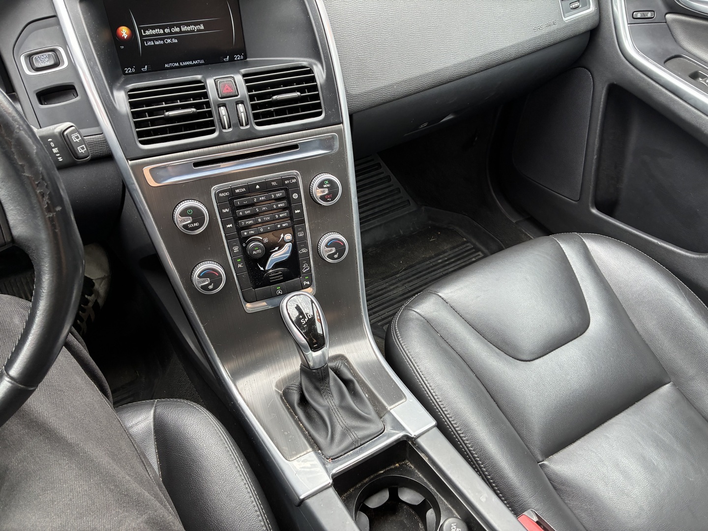 Volvo - XC60 - D4 AWD Summum aut - Maastoauto
