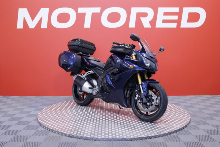 Yamaha - FZ1 - // Suomi-pyörä / 4x Laukut // - Moottoripyörä