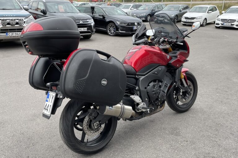 Yamaha FZ1-S