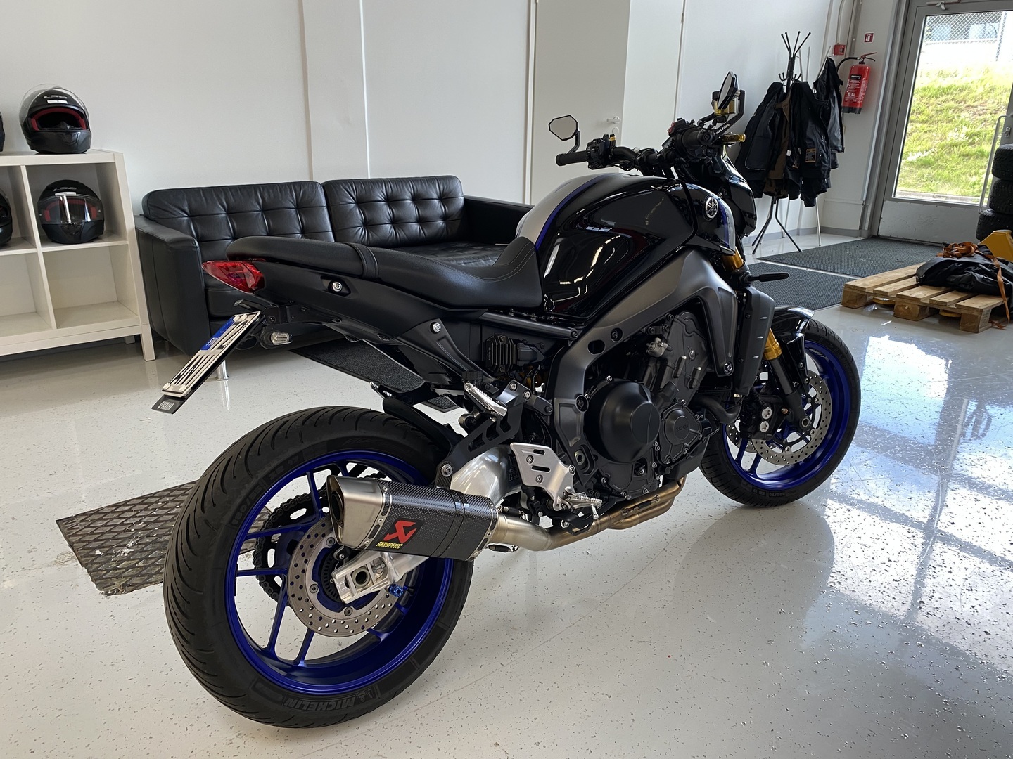 Yamaha - MT-09 - SP // Juuri saapunut! / Merkkihuollettu 2 om. Suomipyörä / Akrapovic / Vakkari // - Moottoripyörä
