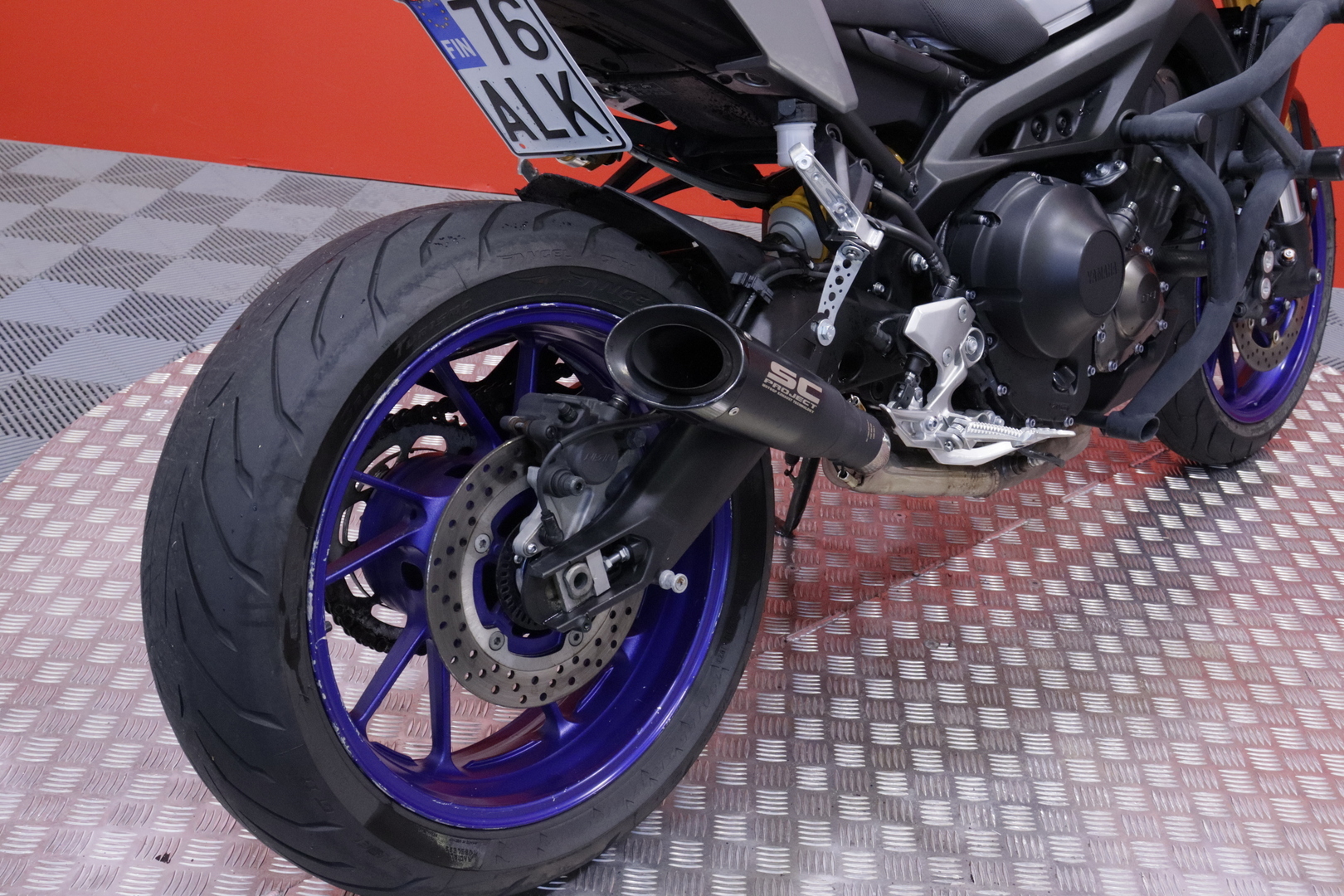 Yamaha - MT-09 - SP // Suomi-pyörä / Huoltokirja / Ajomodet / TC / Shifter // - Moottoripyörä
