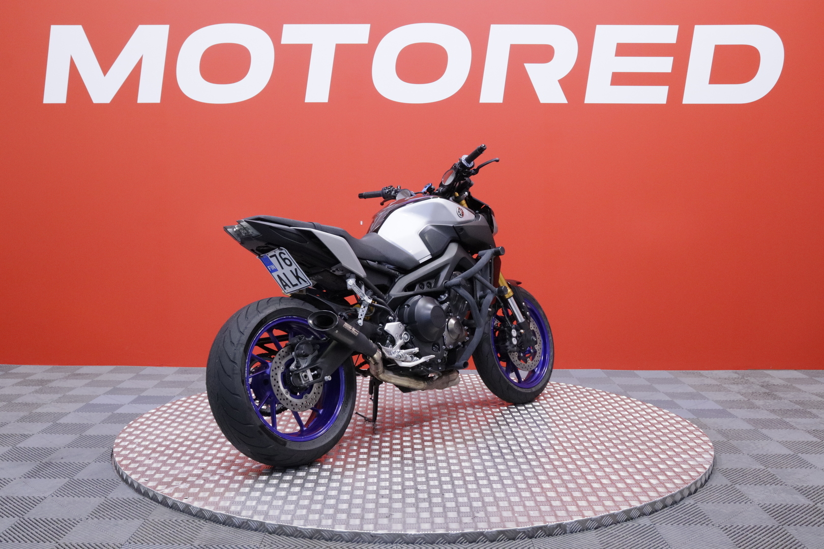 Yamaha - MT-09 - SP // Suomi-pyörä / Huoltokirja / Ajomodet / TC / Shifter // - Moottoripyörä