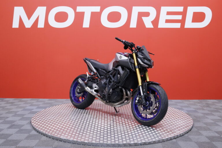 Yamaha - MT-09 - SP // Suomi-pyörä / Huoltokirja / Ajomodet / TC / Shifter // - Moottoripyörä