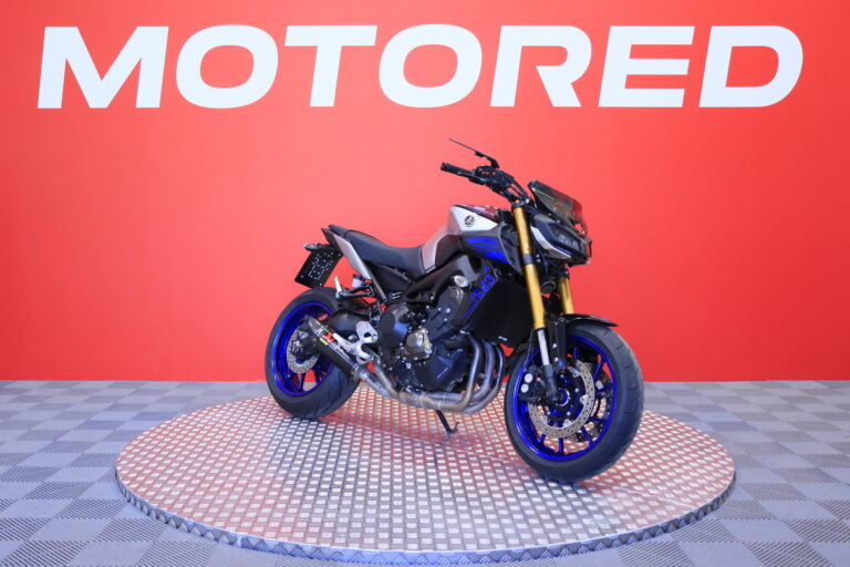 Yamaha - MT-09 - SP / Akrapovic / Huoltokirja / Öhlins / Shifter // - Moottoripyörä