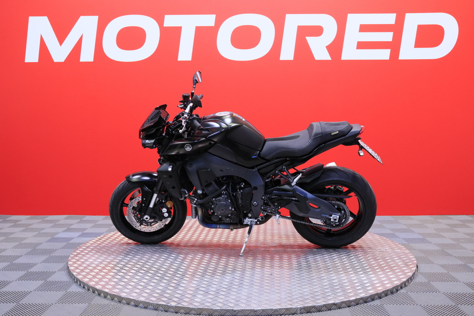 Yamaha - MT-10 - // Suomi-pyörä / QS / Decat putkisto / TCS // - Moottoripyörä