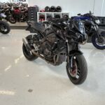 Yamaha - MT-10 - // Huoltokirja / Decat / Shifter / Penkitetty // - Moottoripyörä