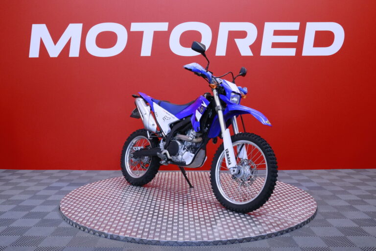 Yamaha - WR - 250 R // Vain 8tkm ajettu / 1-kilp Suomi pyörä // - Moottoripyörä