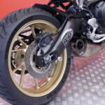 Yamaha - XSR - 900 // Suomi-pyörä / Akrapovic / Huoltokirja / Ajomodet // - Moottoripyörä