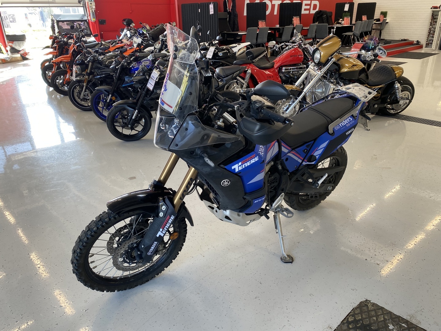 Yamaha - XTZ - 700 Tenere World Raid // Juuri saapunut! / Suomi-pyörä / Akrapovic / ABS // - Moottoripyörä