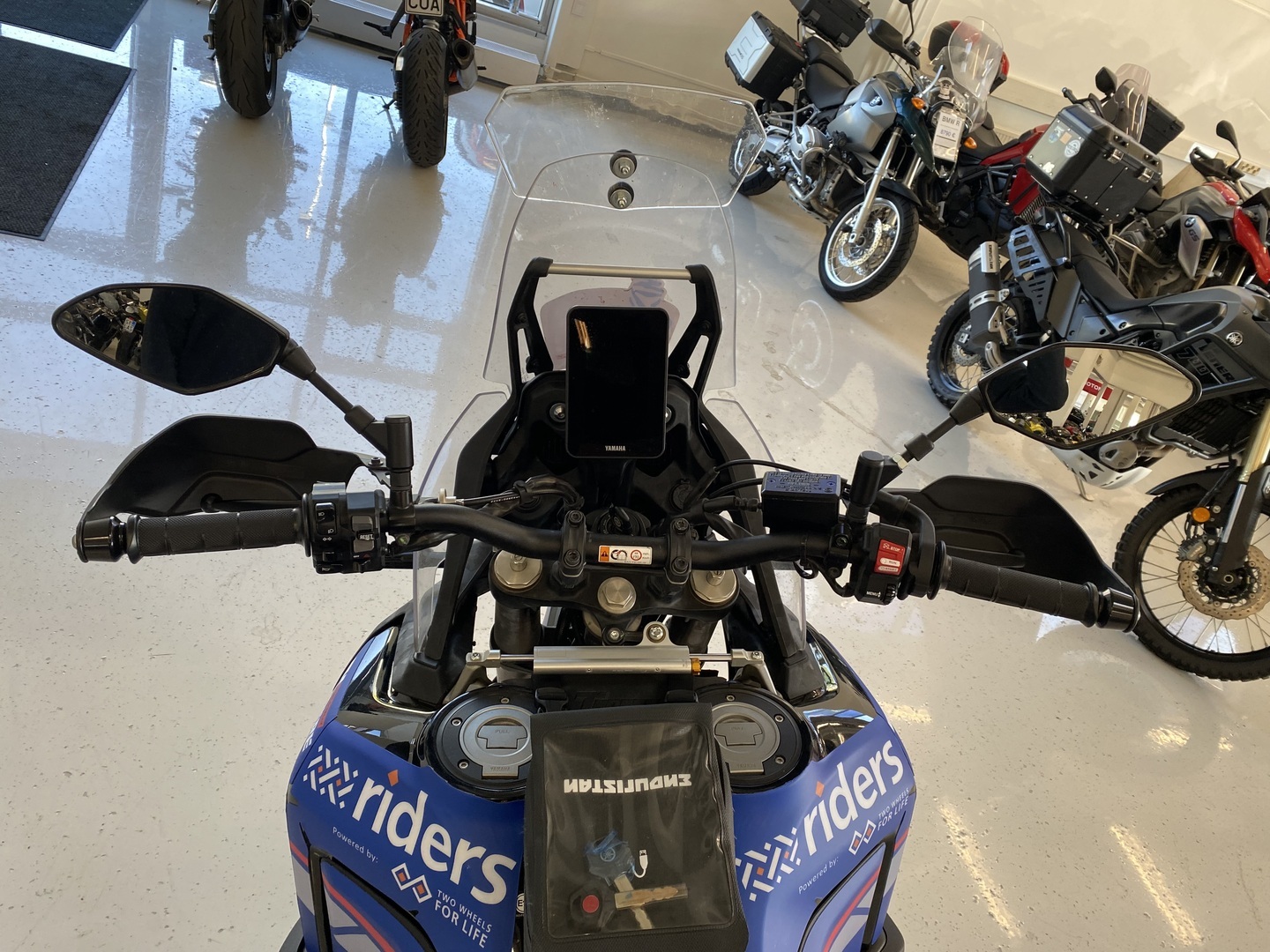 Yamaha - XTZ - 700 Tenere World Raid // Juuri saapunut! / Suomi-pyörä / Akrapovic / ABS // - Moottoripyörä