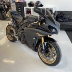 Yamaha - YZF-R1 - // Akrapovic / Huoltokirja / Suomi-pyörä // - Moottoripyörä