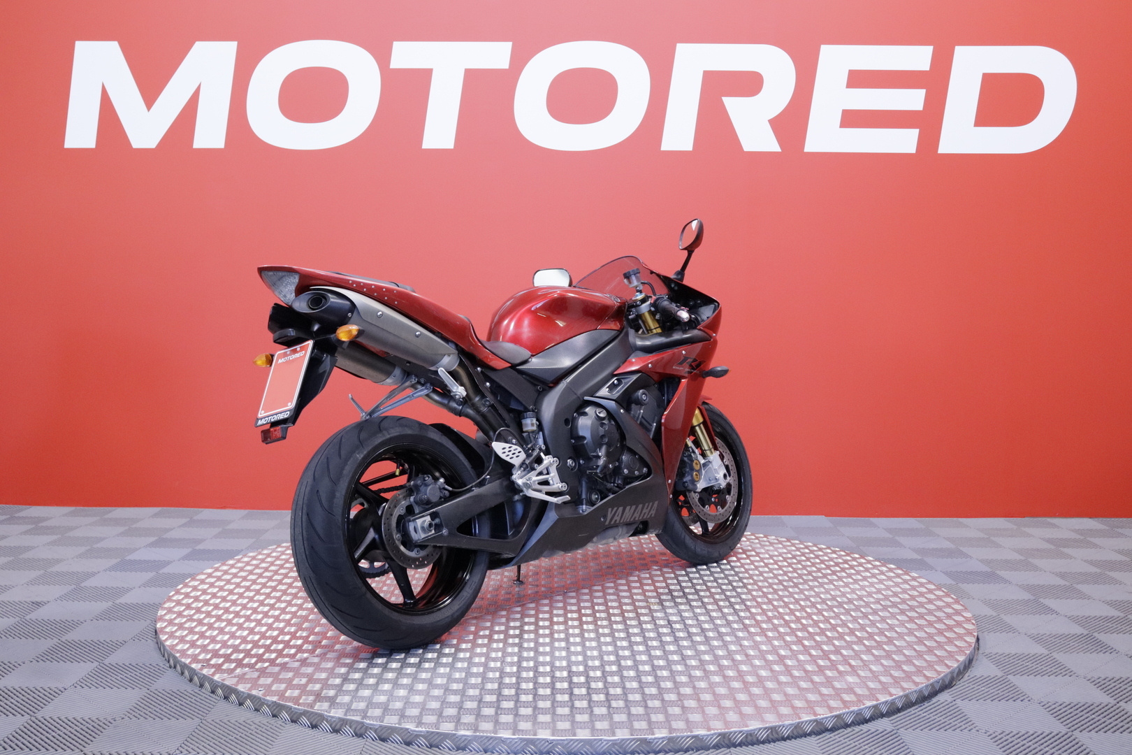 Yamaha - YZF-R1 - // Siisti! / Ohjausiskunvaimennin / Kaatumatapit // - Moottoripyörä