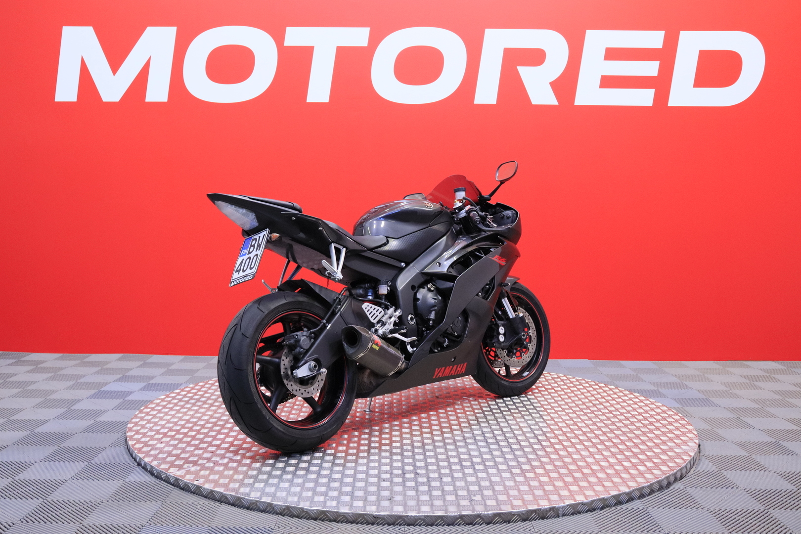 Yamaha - YZF-R6 - // Suomi-pyörä / Akrapovic / Huoltokirja / Säädettävät kahvat // - Moottoripyörä
