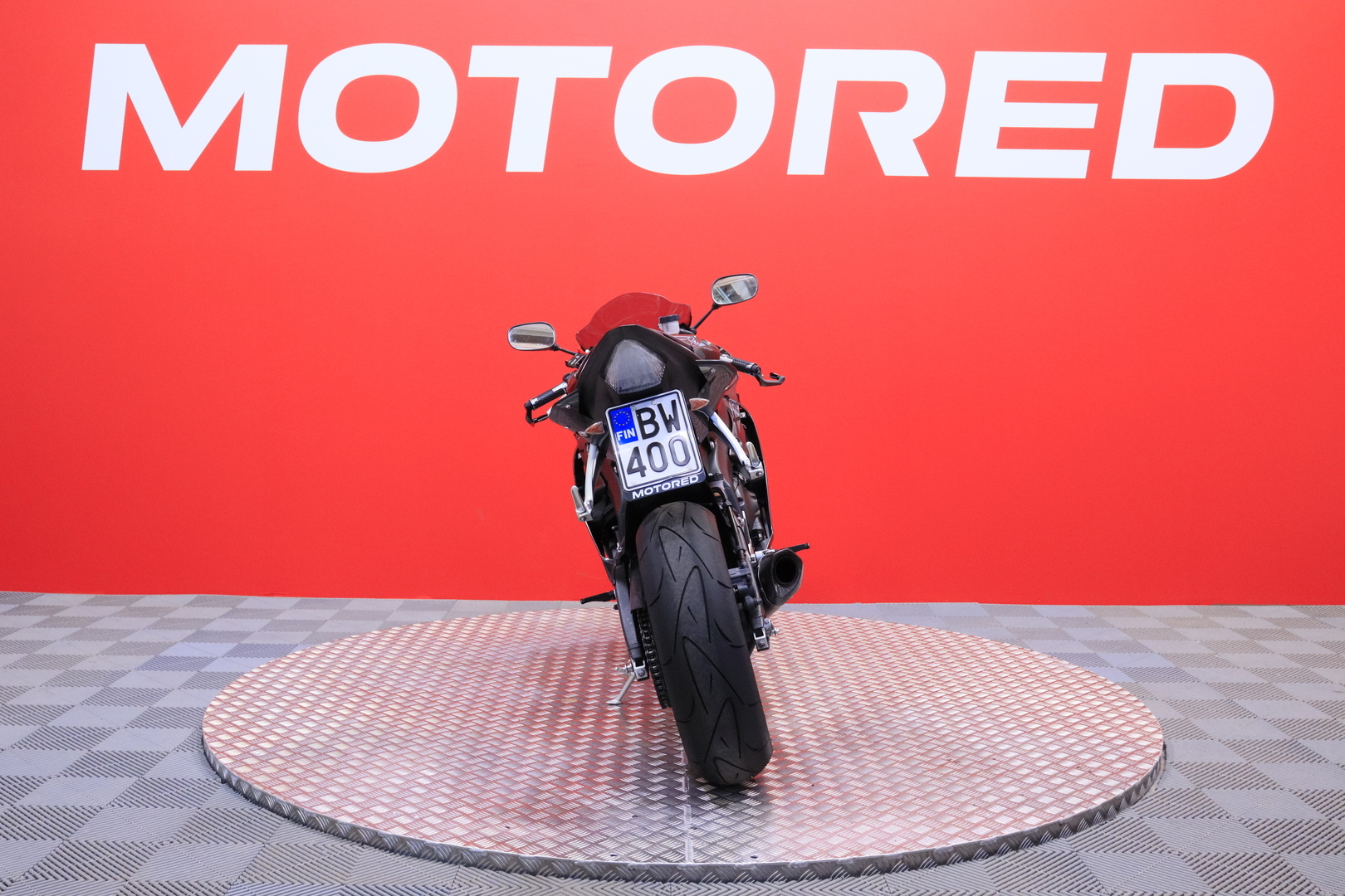 Yamaha - YZF-R6 - // Suomi-pyörä / Akrapovic / Huoltokirja / Säädettävät kahvat // - Moottoripyörä