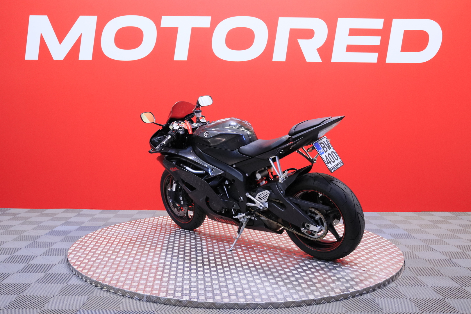 Yamaha - YZF-R6 - // Suomi-pyörä / Akrapovic / Huoltokirja / Säädettävät kahvat // - Moottoripyörä