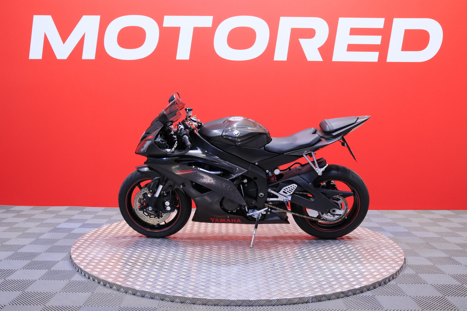 Yamaha - YZF-R6 - // Suomi-pyörä / Akrapovic / Huoltokirja / Säädettävät kahvat // - Moottoripyörä