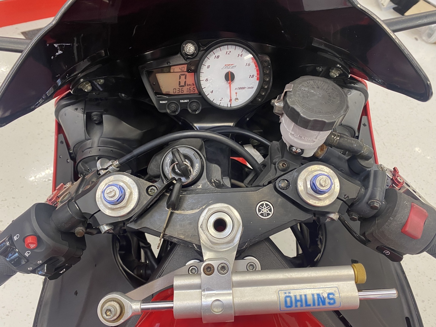 Yamaha - YZF-R6 - // Juuri saapunut / MIVV Slipari / Öhlins ohjausiskari // - Moottoripyörä