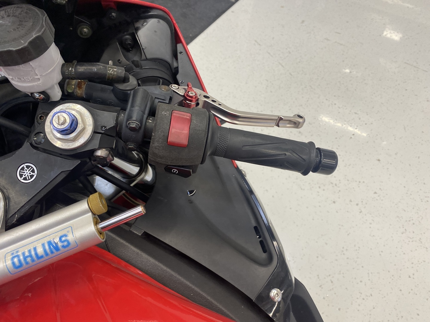 Yamaha - YZF-R6 - // Juuri saapunut / MIVV Slipari / Öhlins ohjausiskari // - Moottoripyörä