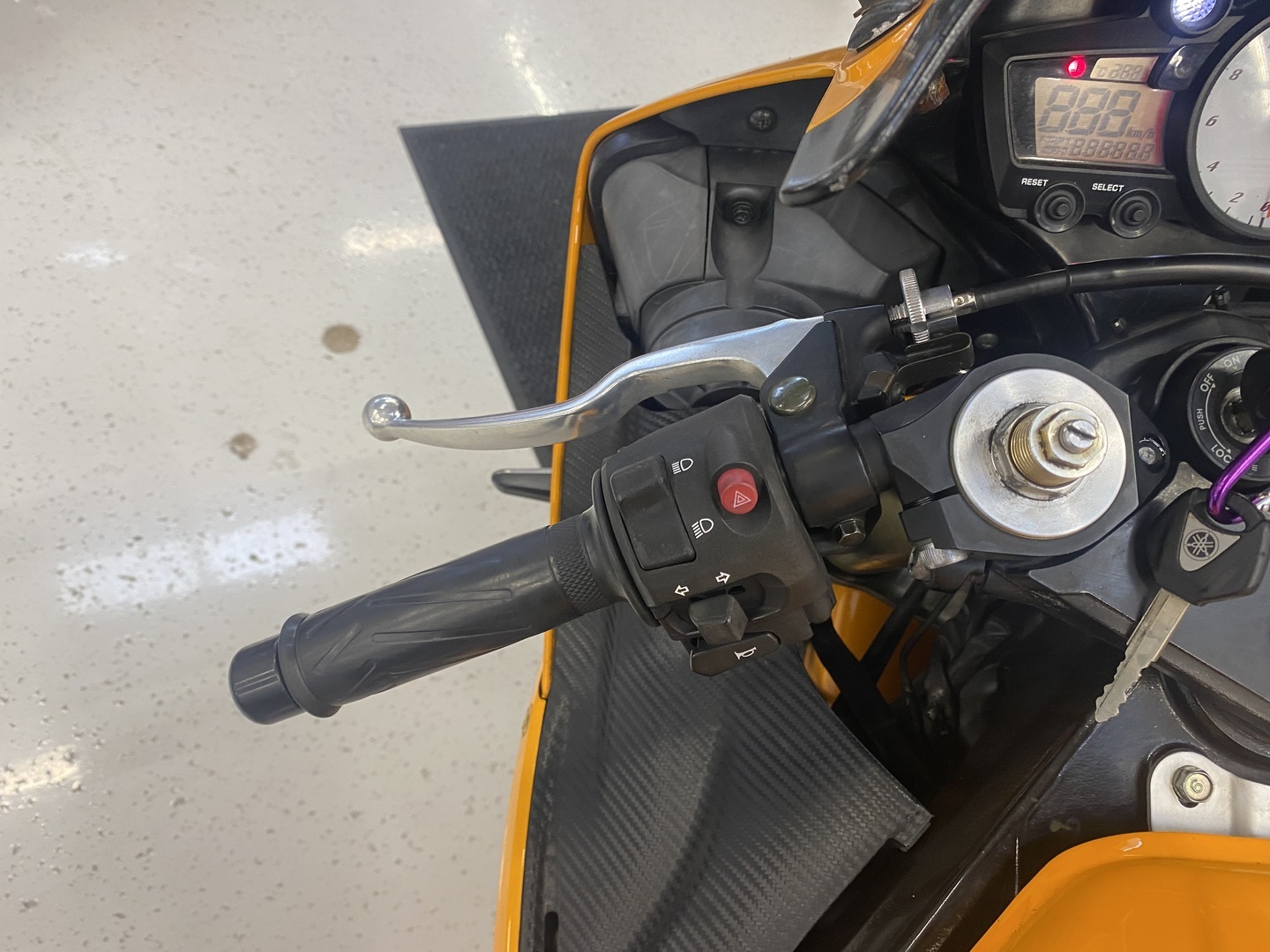 Yamaha - YZF-R6 - // Juuri saapunut / Shifter / Leovince SBK // - Moottoripyörä