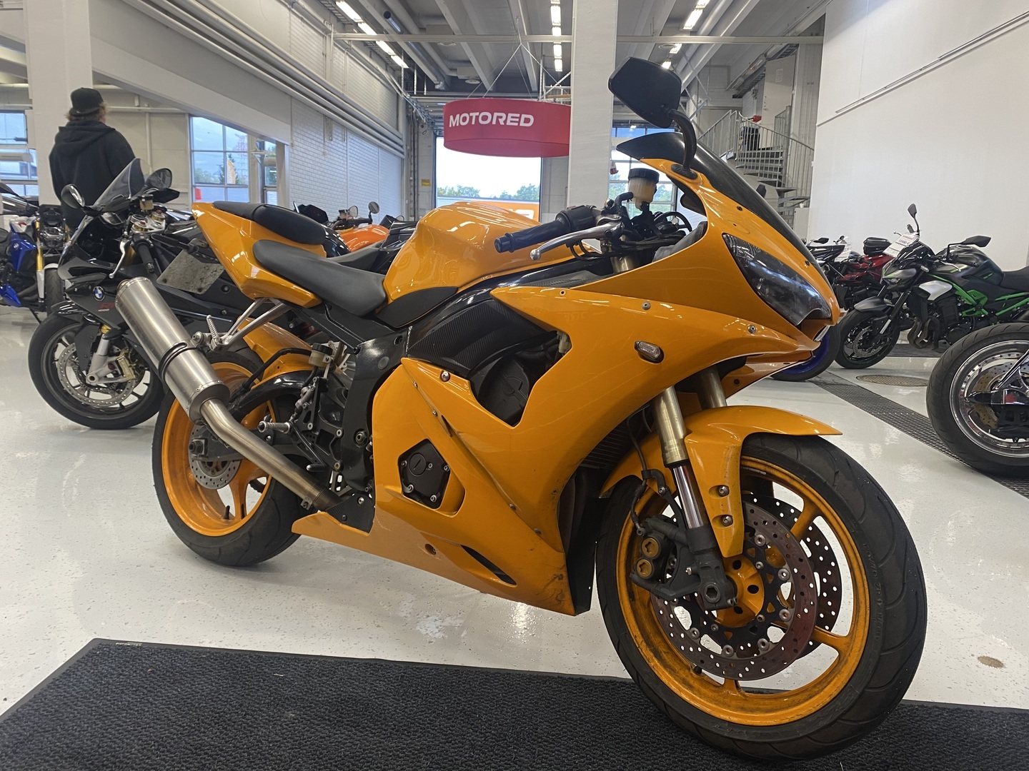 Yamaha - YZF-R6 - // Juuri saapunut / Shifter / Leovince SBK // - Moottoripyörä