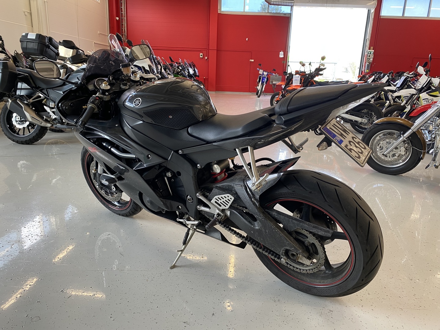 Yamaha - YZF-R6 - // Juuri saapunut! / Suomipyörä / Huoltokirja / SC kokoputkisto // - Moottoripyörä