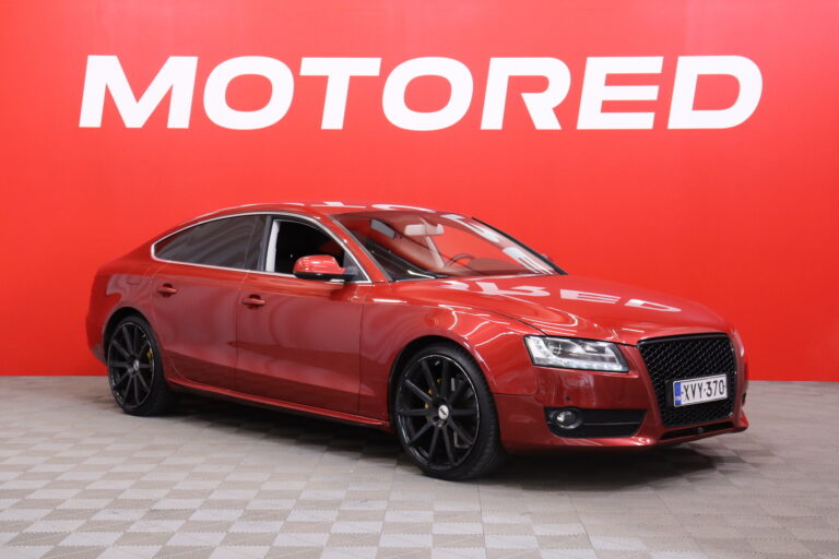 Audi - A5 - Sportback Business 2,0 TFSI 155 kW quattro S tronic-autom. - Viistoperä