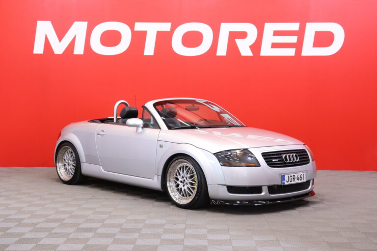 Audi - TT - Roadster 1,8 T quattro // Upea kunto ! / Kerscher / Bose / Nahkapenkit / Sähkökatto / Jakopää tehty! // - Avoauto