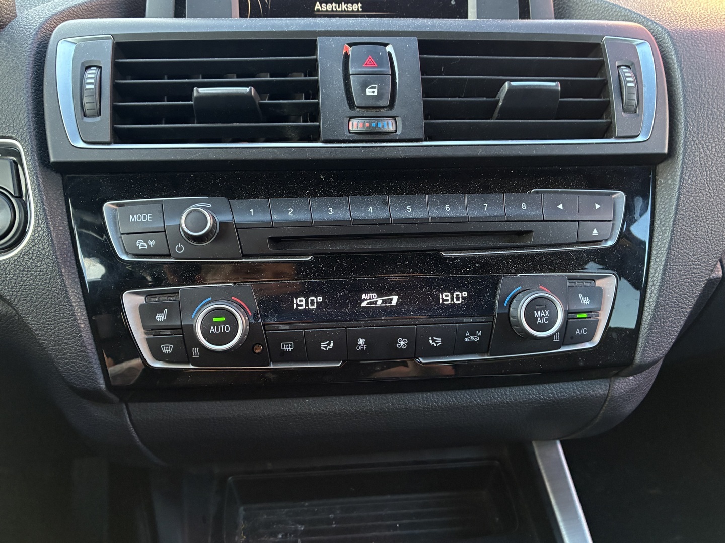 BMW - 120 - F20 Hatchback 120d A Business M Sport - Viistoperä