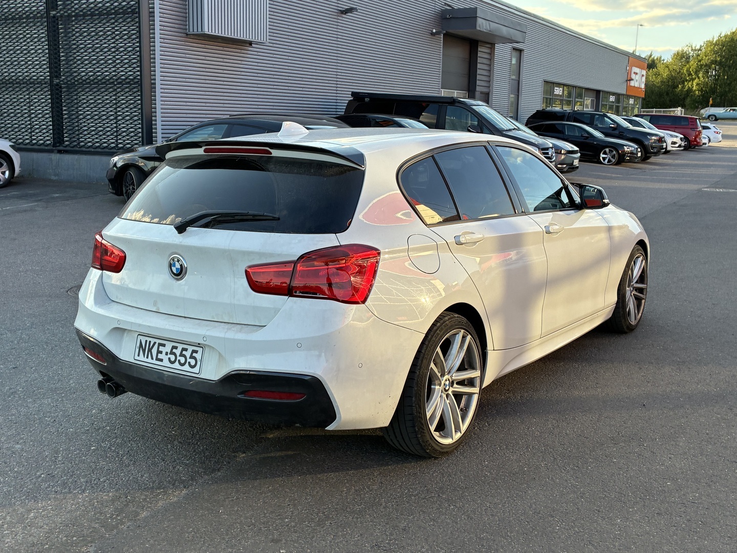 BMW - 120 - F20 Hatchback 120d A Business M Sport - Viistoperä