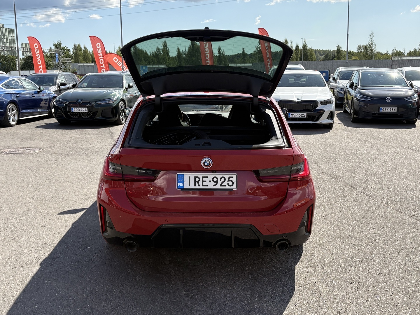 BMW - 330 - G21 Touring 330e xDrive A Charged Edition M Sport - Farmari