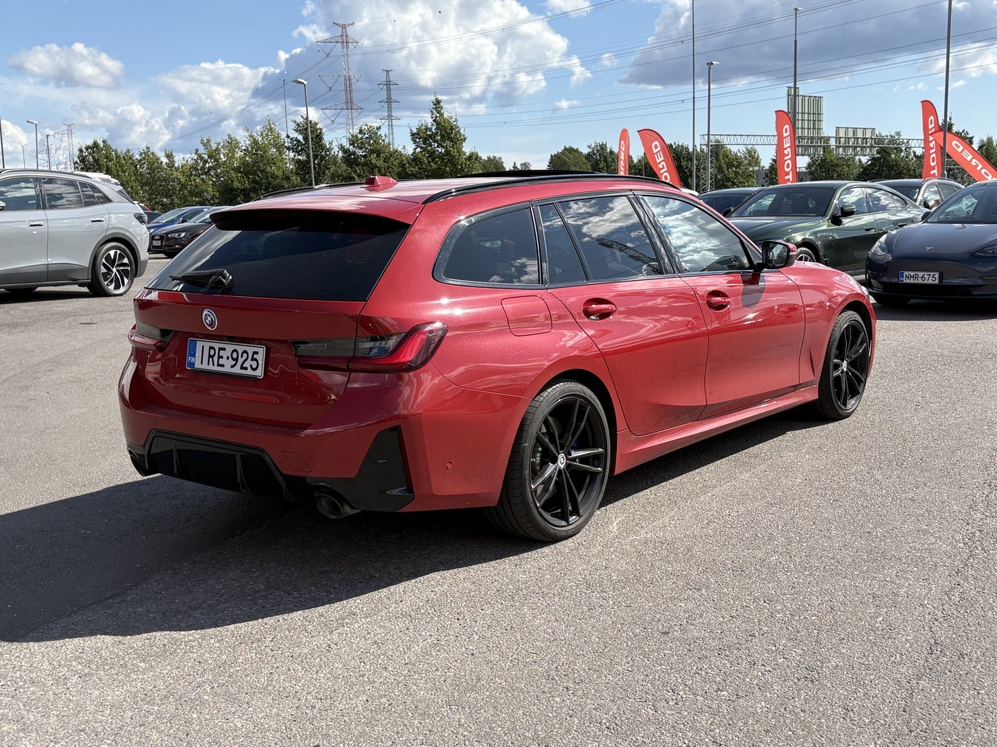 BMW - 330 - G21 Touring 330e xDrive A Charged Edition M Sport - Farmari
