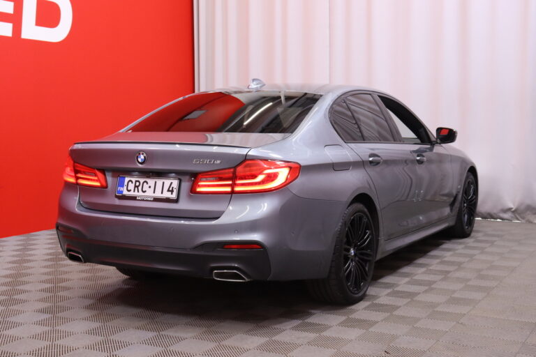 BMW 530