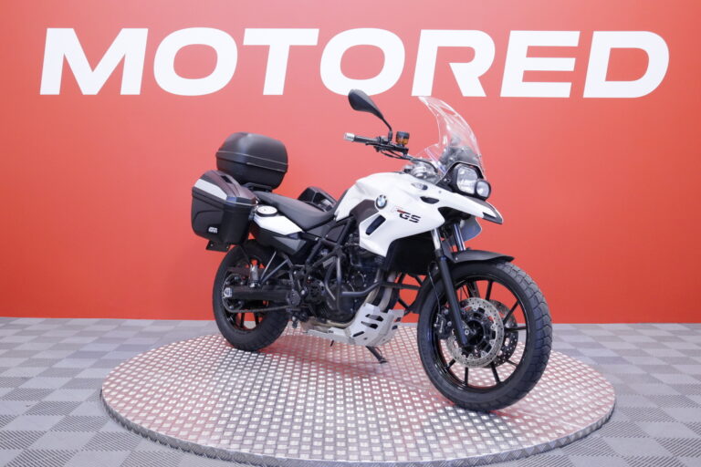 BMW - F - 700 GS // Huoltokirja / 3x Laukut / ABS / Kahvanlämmittimet // - Moottoripyörä