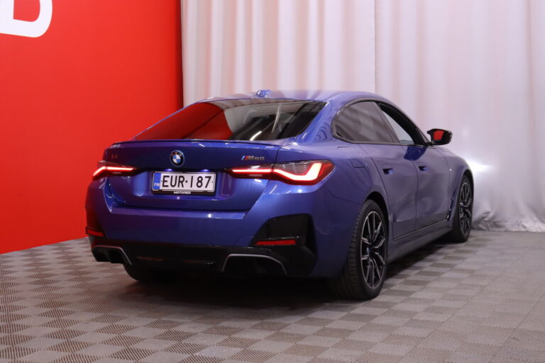 BMW - I4 M50 - Fully Charged // Suomi-auto / M-Istuimet / Laser / ACC / HUD / Kamera / H&K // - Sedan