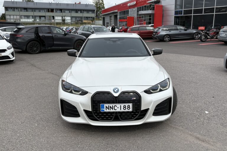 BMW i4 M50